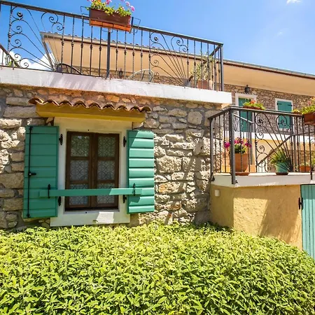 Rastane Villa *