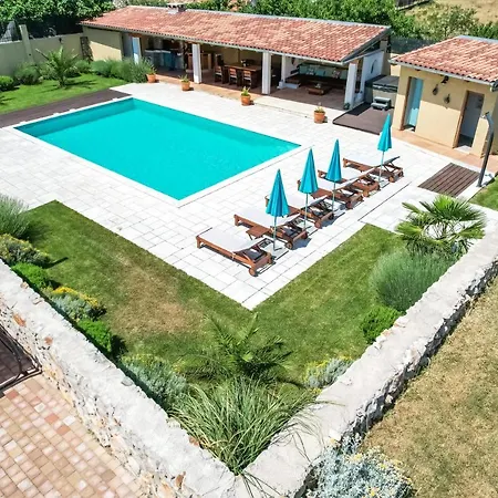 Villa Rastane Brkic